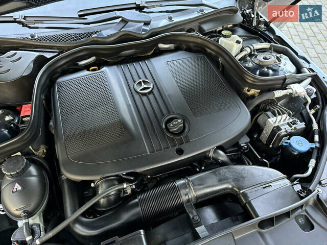 Серый Мерседес Е-Класс, объемом двигателя 2.2 л и пробегом 232 тыс. км за 16300 $, фото 112 на Automoto.ua