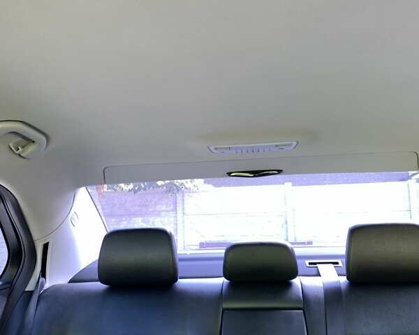 Серый Мерседес Е-Класс, объемом двигателя 2.2 л и пробегом 283 тыс. км за 14750 $, фото 39 на Automoto.ua