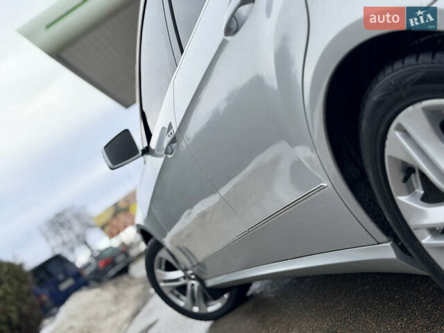 Сірий Мерседес Е-Клас, об'ємом двигуна 2.1 л та пробігом 149 тис. км за 18950 $, фото 9 на Automoto.ua