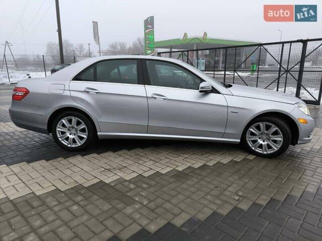 Сірий Мерседес Е-Клас, об'ємом двигуна 3 л та пробігом 170 тис. км за 18500 $, фото 45 на Automoto.ua