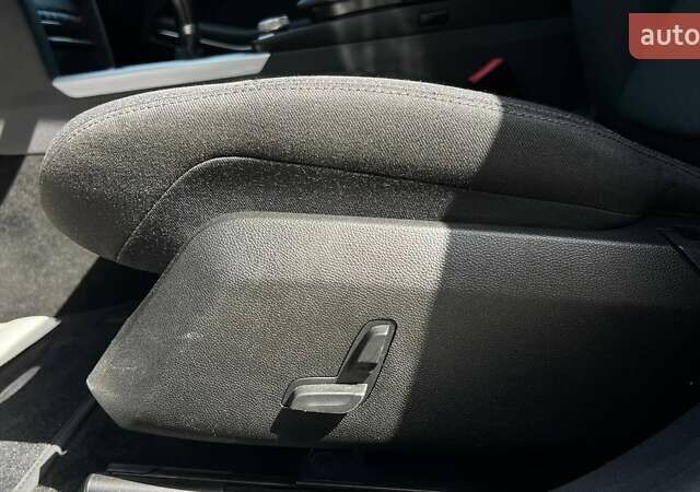 Серый Мерседес Е-Класс, объемом двигателя 2.1 л и пробегом 218 тыс. км за 12500 $, фото 25 на Automoto.ua