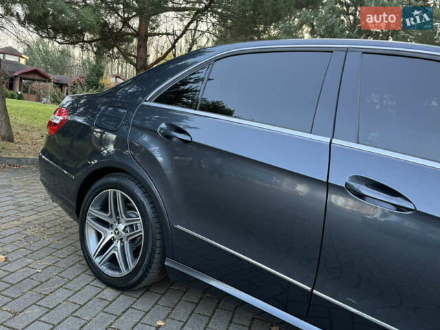 Серый Мерседес Е-Класс, объемом двигателя 2.2 л и пробегом 232 тыс. км за 16300 $, фото 33 на Automoto.ua