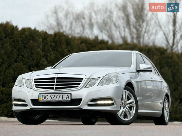 Сірий Мерседес Е-Клас, об'ємом двигуна 2.1 л та пробігом 149 тис. км за 18950 $, фото 14 на Automoto.ua
