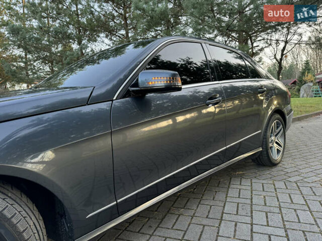 Серый Мерседес Е-Класс, объемом двигателя 2.2 л и пробегом 232 тыс. км за 16300 $, фото 11 на Automoto.ua