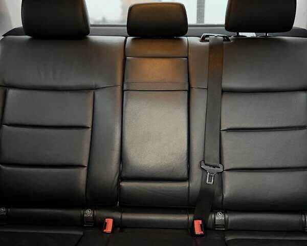 Серый Мерседес Е-Класс, объемом двигателя 2.2 л и пробегом 290 тыс. км за 10700 $, фото 16 на Automoto.ua