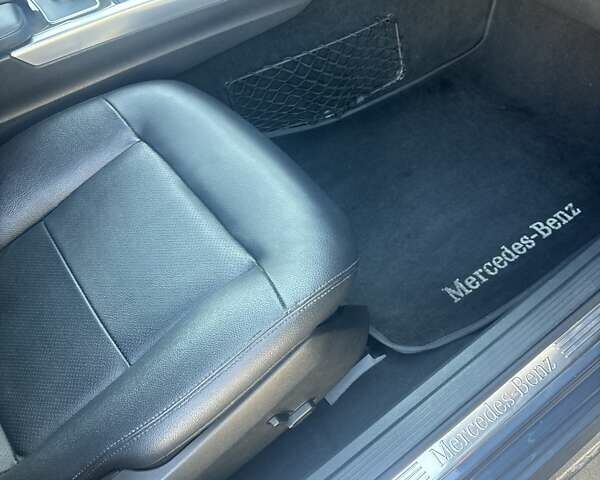 Серый Мерседес Е-Класс, объемом двигателя 2.2 л и пробегом 283 тыс. км за 14750 $, фото 23 на Automoto.ua