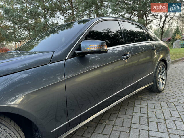 Серый Мерседес Е-Класс, объемом двигателя 2.2 л и пробегом 232 тыс. км за 16300 $, фото 14 на Automoto.ua