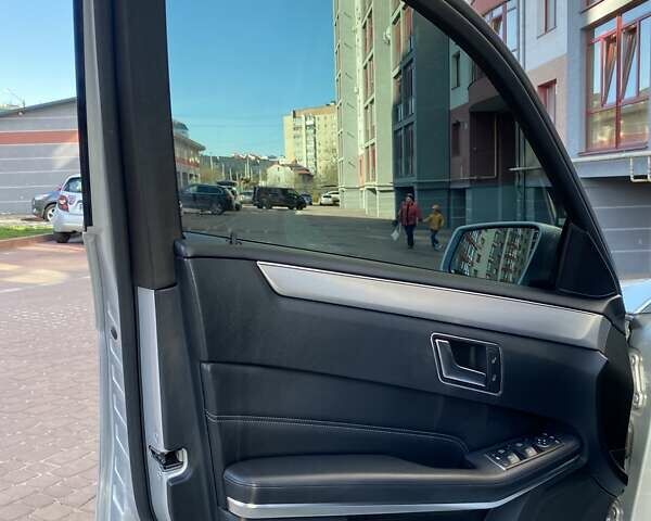 Серый Мерседес Е-Класс, объемом двигателя 1.99 л и пробегом 133 тыс. км за 19200 $, фото 27 на Automoto.ua