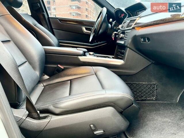 Сірий Мерседес Е-Клас, об'ємом двигуна 2.14 л та пробігом 248 тис. км за 12500 $, фото 26 на Automoto.ua