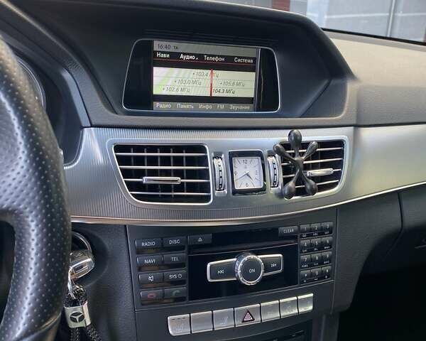 Сірий Мерседес Е-Клас, об'ємом двигуна 1.99 л та пробігом 142 тис. км за 19000 $, фото 24 на Automoto.ua