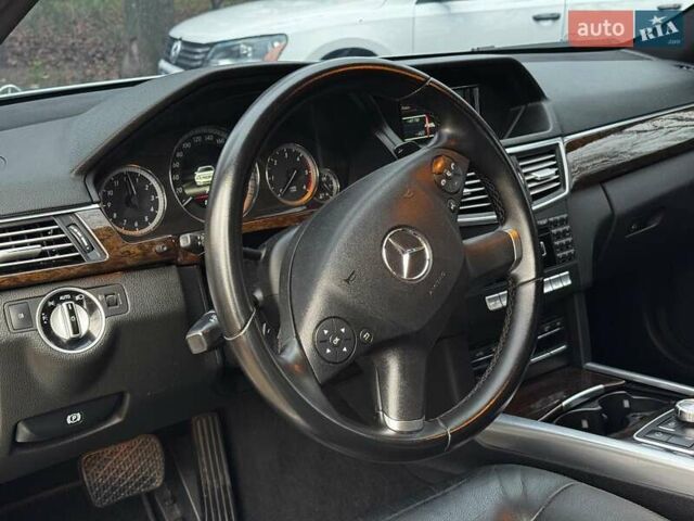 Серый Мерседес Е-Класс, объемом двигателя 2.2 л и пробегом 248 тыс. км за 12490 $, фото 12 на Automoto.ua