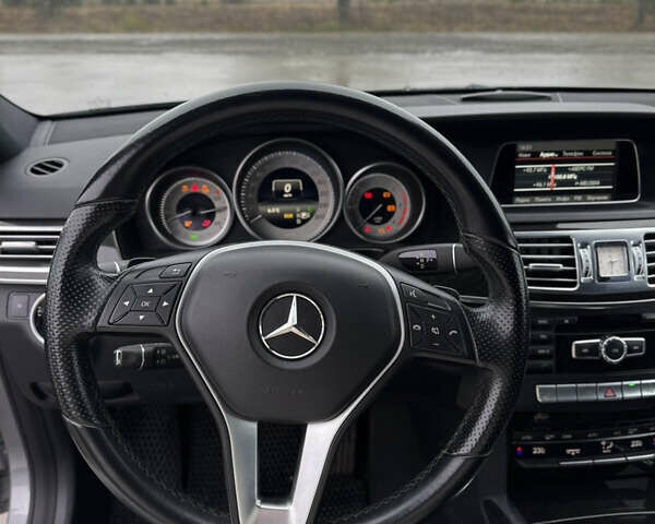 Серый Мерседес Е-Класс, объемом двигателя 2.14 л и пробегом 230 тыс. км за 18000 $, фото 12 на Automoto.ua