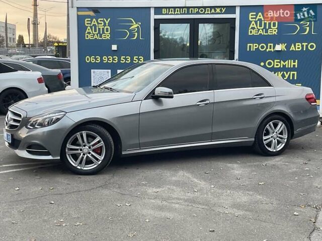 Мерседес Е-Клас 2013 у Києві на Automoto.ua Сірий Мерседес Е-Клас, об'ємом двигуна 2 л та пробігом 175 тис. км за 18490 $, фото 4 на Automoto.ua