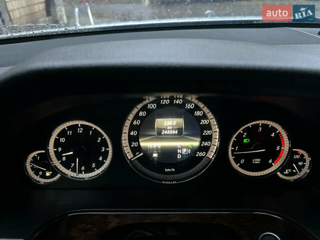 Сірий Мерседес Е-Клас, об'ємом двигуна 2.14 л та пробігом 248 тис. км за 12500 $, фото 16 на Automoto.ua