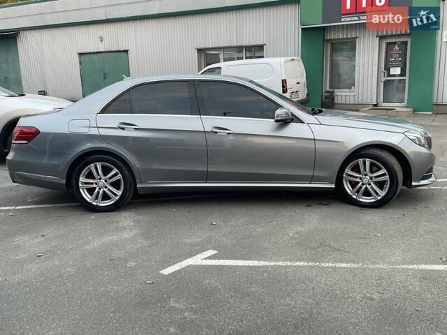 Мерседес Е-Клас 2013 у Києві на Automoto.ua Сірий Мерседес Е-Клас, об'ємом двигуна 2 л та пробігом 175 тис. км за 18490 $, фото 11 на Automoto.ua