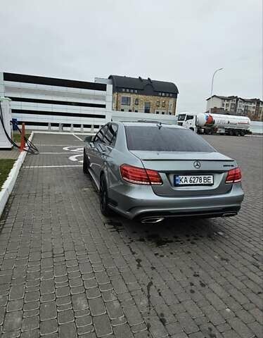 Серый Мерседес Е-Класс, объемом двигателя 3.5 л и пробегом 230 тыс. км за 15200 $, фото 4 на Automoto.ua