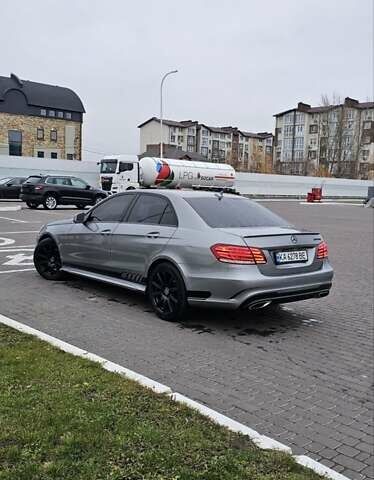 Серый Мерседес Е-Класс, объемом двигателя 3.5 л и пробегом 230 тыс. км за 15200 $, фото 2 на Automoto.ua