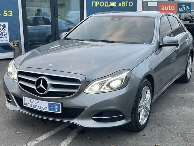 Мерседес Е-Клас 2013 у Києві на Automoto.ua Сірий Мерседес Е-Клас, об'ємом двигуна 2 л та пробігом 175 тис. км за 18490 $, фото 17 на Automoto.ua
