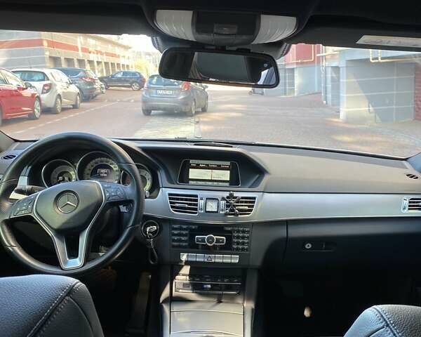 Сірий Мерседес Е-Клас, об'ємом двигуна 1.99 л та пробігом 142 тис. км за 19000 $, фото 44 на Automoto.ua