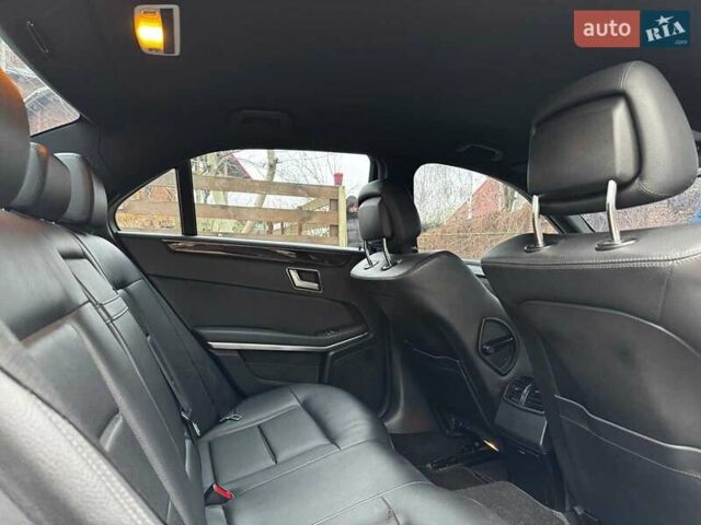 Серый Мерседес Е-Класс, объемом двигателя 2.2 л и пробегом 248 тыс. км за 12490 $, фото 27 на Automoto.ua