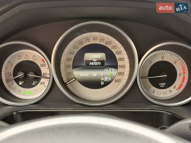 Сірий Мерседес Е-Клас, об'ємом двигуна 2.14 л та пробігом 147 тис. км за 17000 $, фото 9 на Automoto.ua
