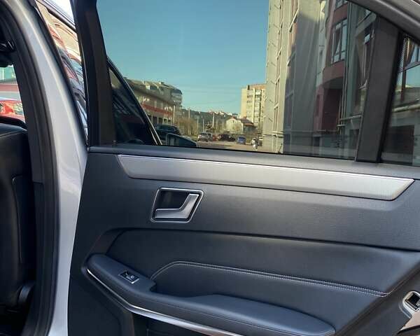 Серый Мерседес Е-Класс, объемом двигателя 1.99 л и пробегом 133 тыс. км за 19200 $, фото 46 на Automoto.ua