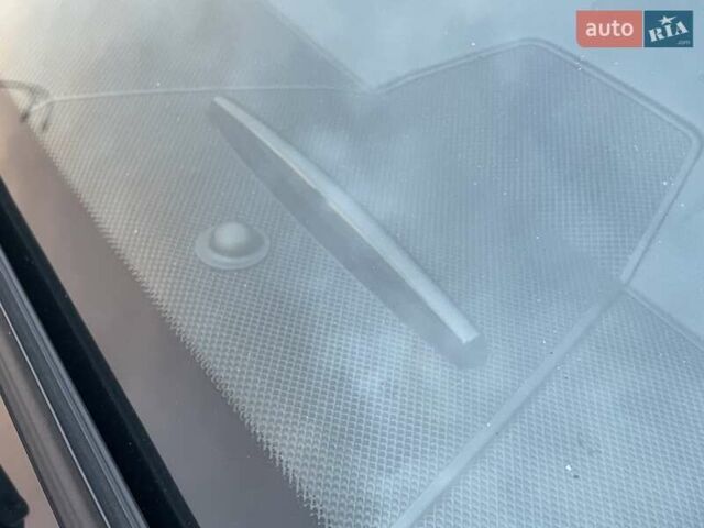 Серый Мерседес Е-Класс, объемом двигателя 2 л и пробегом 175 тыс. км за 17990 $, фото 27 на Automoto.ua