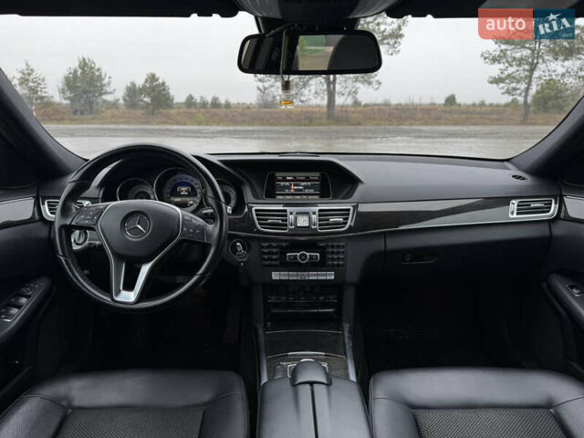 Серый Мерседес Е-Класс, объемом двигателя 2.14 л и пробегом 230 тыс. км за 18000 $, фото 13 на Automoto.ua