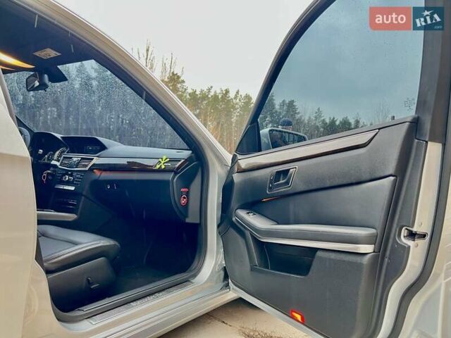 Сірий Мерседес Е-Клас, об'ємом двигуна 2.14 л та пробігом 248 тис. км за 12500 $, фото 28 на Automoto.ua