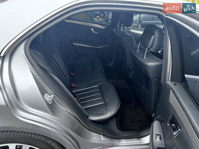 Серый Мерседес Е-Класс, объемом двигателя 2.2 л и пробегом 295 тыс. км за 18700 $, фото 5 на Automoto.ua