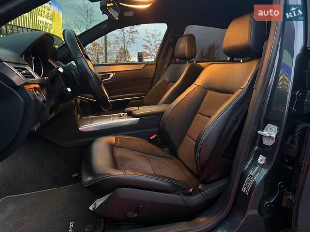 Мерседес Е-Клас 2014 у Києві на Automoto.ua Сірий Мерседес Е-Клас, об'ємом двигуна 2.99 л та пробігом 300 тис. км за 24790 $, фото 6 на Automoto.ua