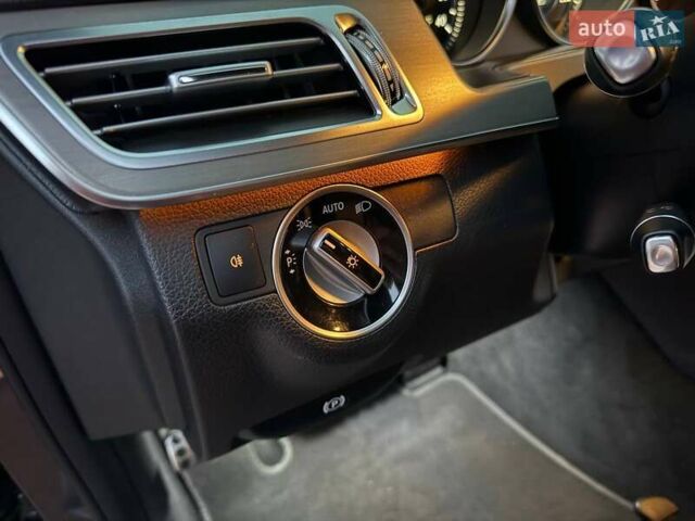 Мерседес Е-Клас 2014 у Києві на Automoto.ua Сірий Мерседес Е-Клас, об'ємом двигуна 2.99 л та пробігом 300 тис. км за 24790 $, фото 12 на Automoto.ua