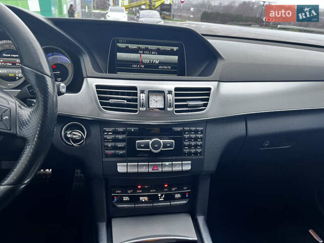 Серый Мерседес Е-Класс, объемом двигателя 2.2 л и пробегом 295 тыс. км за 18700 $, фото 12 на Automoto.ua