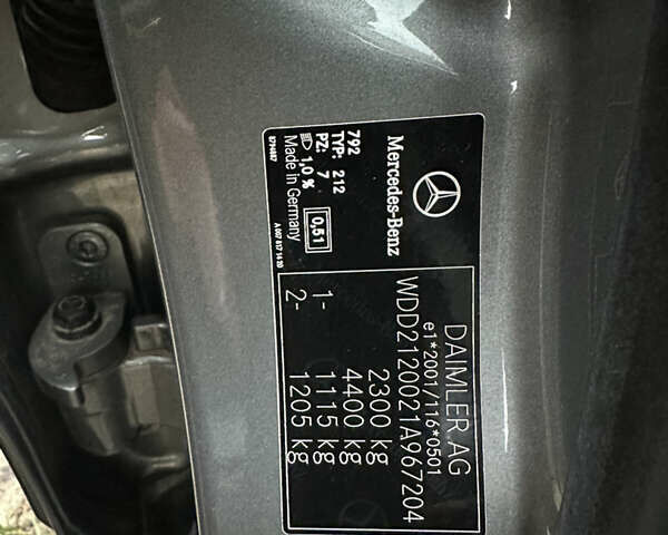 Серый Мерседес Е-Класс, объемом двигателя 2.2 л и пробегом 295 тыс. км за 18700 $, фото 48 на Automoto.ua