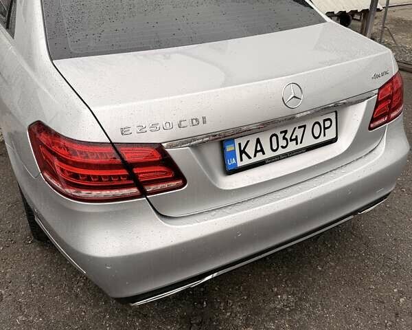 Серый Мерседес Е-Класс, объемом двигателя 1.99 л и пробегом 210 тыс. км за 19700 $, фото 9 на Automoto.ua