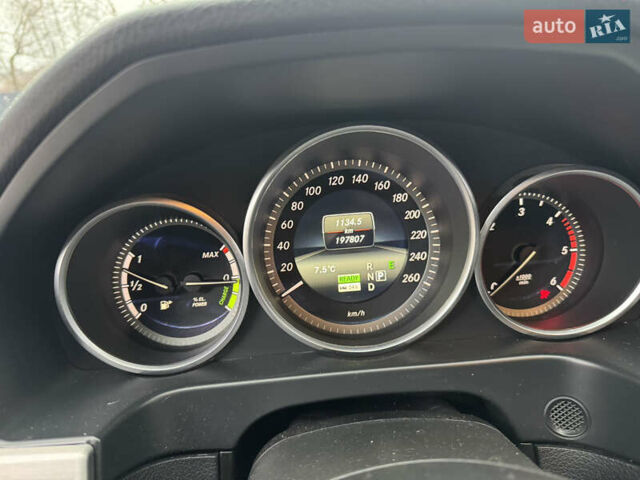 Сірий Мерседес Е-Клас, об'ємом двигуна 2.14 л та пробігом 200 тис. км за 19200 $, фото 23 на Automoto.ua
