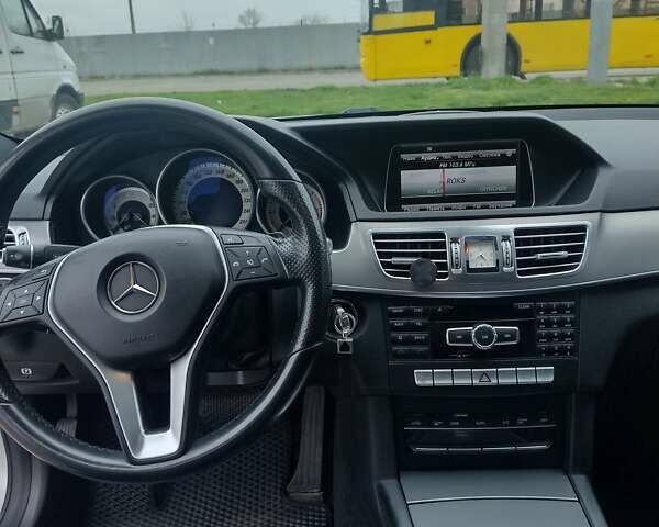 Серый Мерседес Е-Класс, объемом двигателя 2.1 л и пробегом 298 тыс. км за 17200 $, фото 15 на Automoto.ua