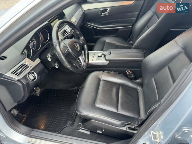 Сірий Мерседес Е-Клас, об'ємом двигуна 2.14 л та пробігом 200 тис. км за 19200 $, фото 18 на Automoto.ua