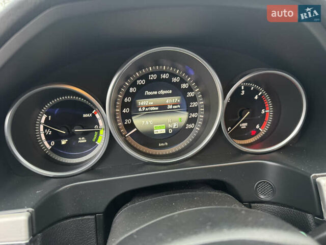 Сірий Мерседес Е-Клас, об'ємом двигуна 2.14 л та пробігом 200 тис. км за 19200 $, фото 24 на Automoto.ua