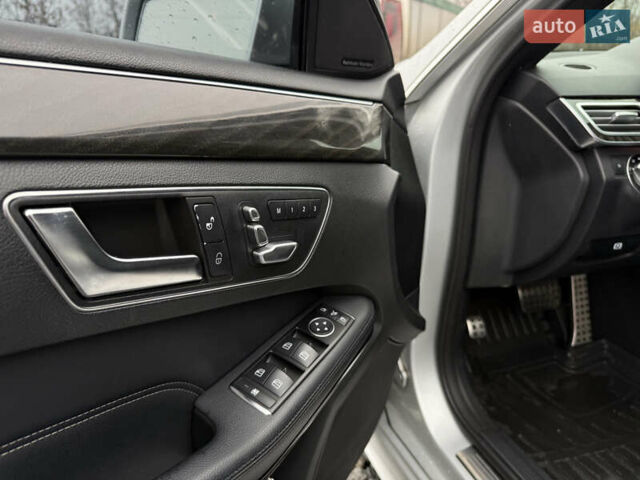 Сірий Мерседес Е-Клас, об'ємом двигуна 2.2 л та пробігом 258 тис. км за 16499 $, фото 56 на Automoto.ua