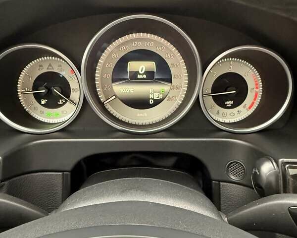 Серый Мерседес Е-Класс, объемом двигателя 1.99 л и пробегом 210 тыс. км за 19700 $, фото 1 на Automoto.ua
