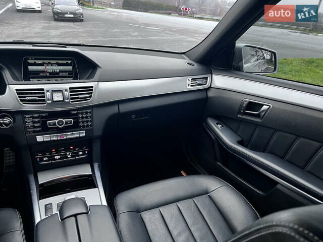 Серый Мерседес Е-Класс, объемом двигателя 2.2 л и пробегом 295 тыс. км за 18700 $, фото 13 на Automoto.ua