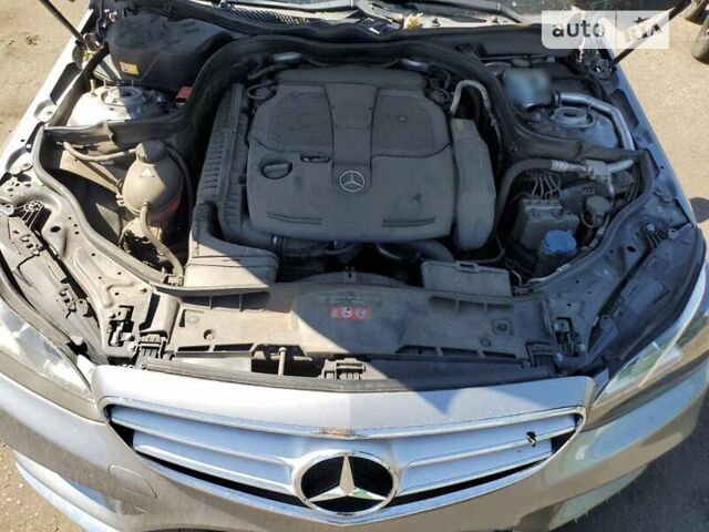 Серый Мерседес Е-Класс, объемом двигателя 3.5 л и пробегом 132 тыс. км за 3000 $, фото 6 на Automoto.ua