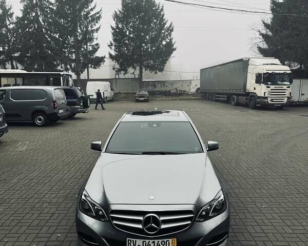 Серый Мерседес Е-Класс, объемом двигателя 2.2 л и пробегом 84 тыс. км за 22700 $, фото 7 на Automoto.ua