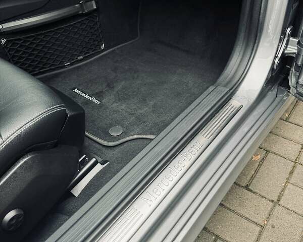 Серый Мерседес Е-Класс, объемом двигателя 2.2 л и пробегом 84 тыс. км за 22700 $, фото 20 на Automoto.ua