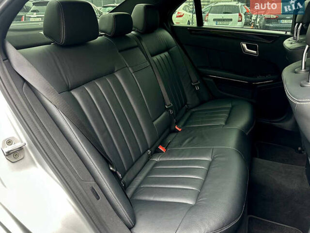 Сірий Мерседес Е-Клас, об'ємом двигуна 2 л та пробігом 91 тис. км за 20900 $, фото 44 на Automoto.ua