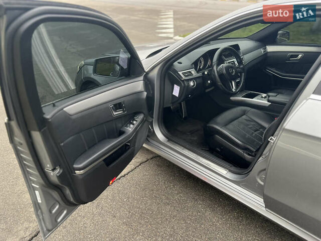 Серый Мерседес Е-Класс, объемом двигателя 2.2 л и пробегом 295 тыс. км за 18700 $, фото 33 на Automoto.ua