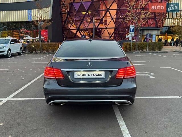 Мерседес Е-Клас 2014 у Києві на Automoto.ua Сірий Мерседес Е-Клас, об'ємом двигуна 2.99 л та пробігом 300 тис. км за 24790 $, фото 4 на Automoto.ua