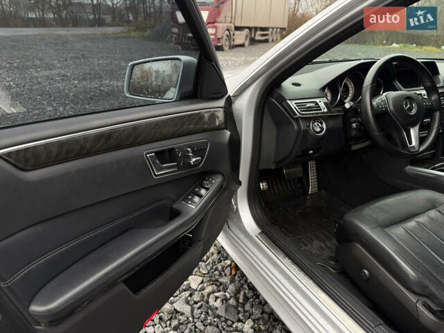 Сірий Мерседес Е-Клас, об'ємом двигуна 2.2 л та пробігом 258 тис. км за 16499 $, фото 55 на Automoto.ua