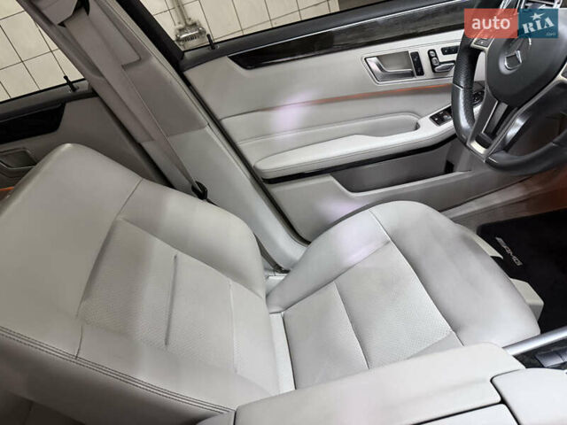 Серый Мерседес Е-Класс, объемом двигателя 3.5 л и пробегом 180 тыс. км за 14200 $, фото 16 на Automoto.ua